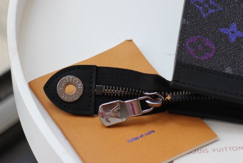Louis Vuitton Clutch Bags